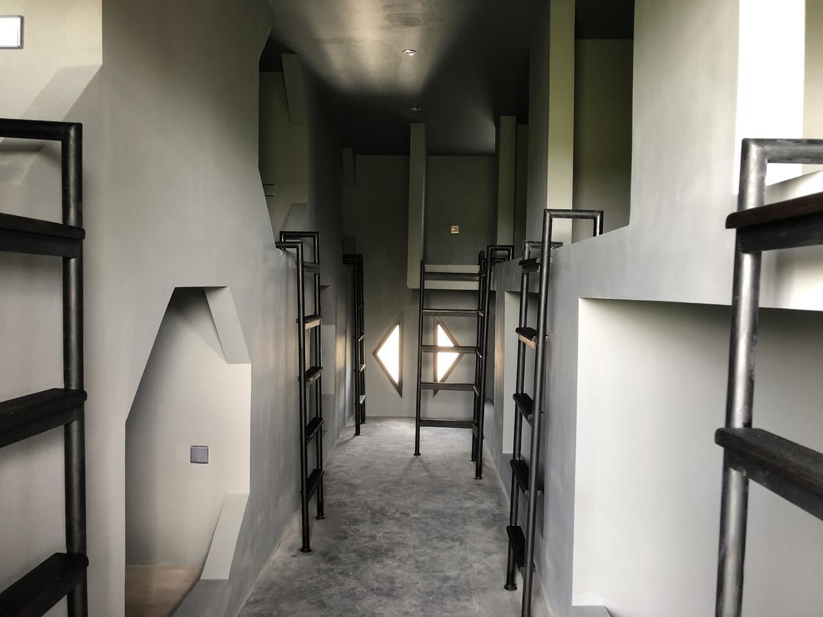 Hacco Capsule Hotel Ubud (Bali) Exterior photo
